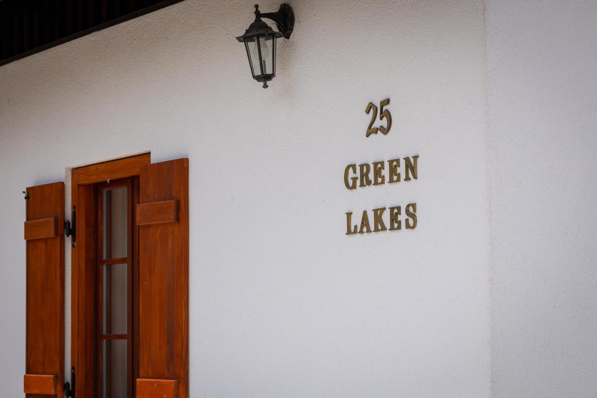 Hotel Green Lakes House Mukinje Exteriér fotografie