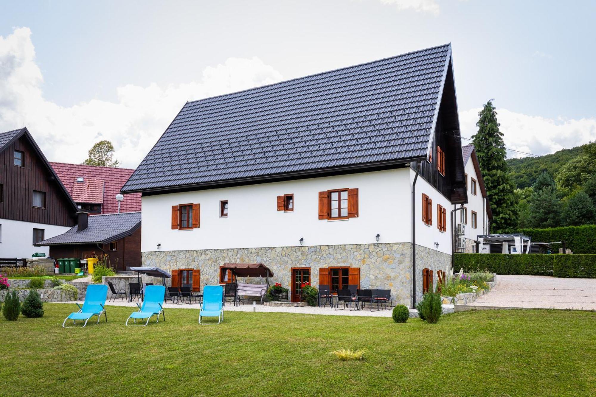 Hotel Green Lakes House Mukinje Exteriér fotografie